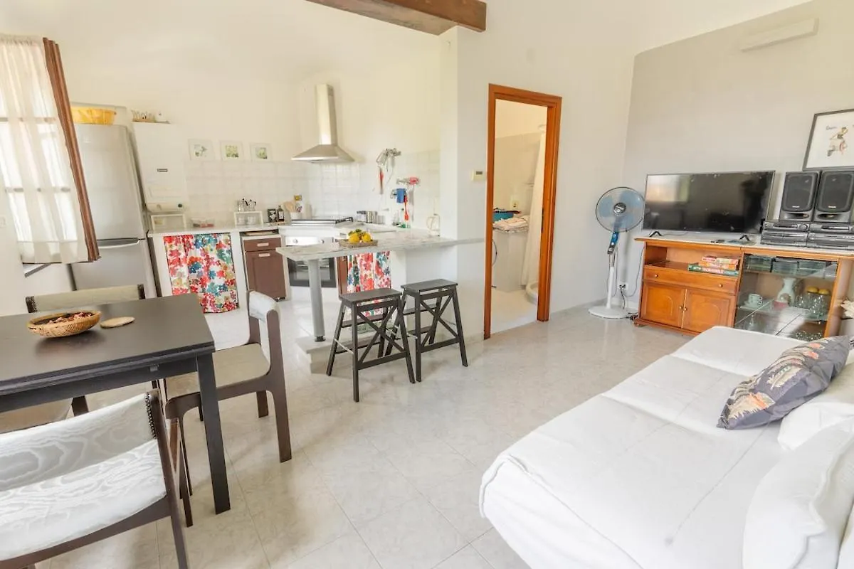 רקו The Roman Bridge-Parking-Wifi-2 Min From The Sea דירה